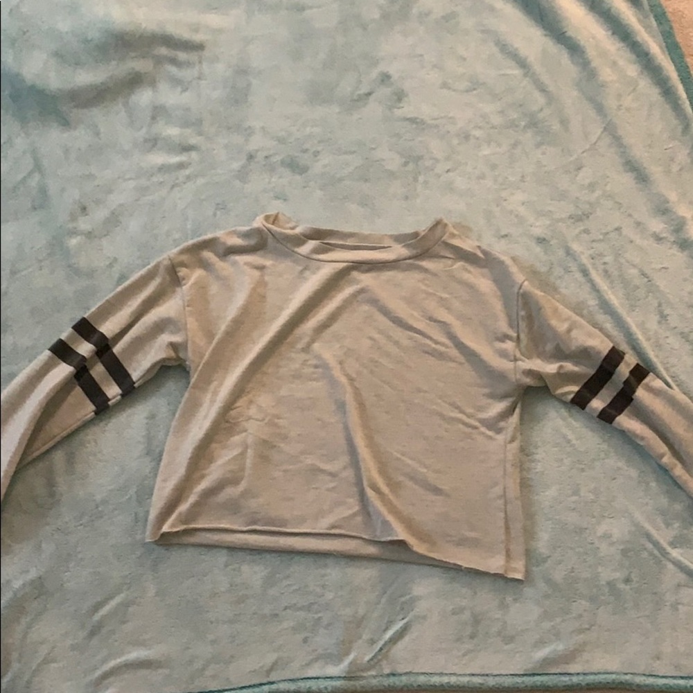 SHEIN Cropped Varsity Striped Tee